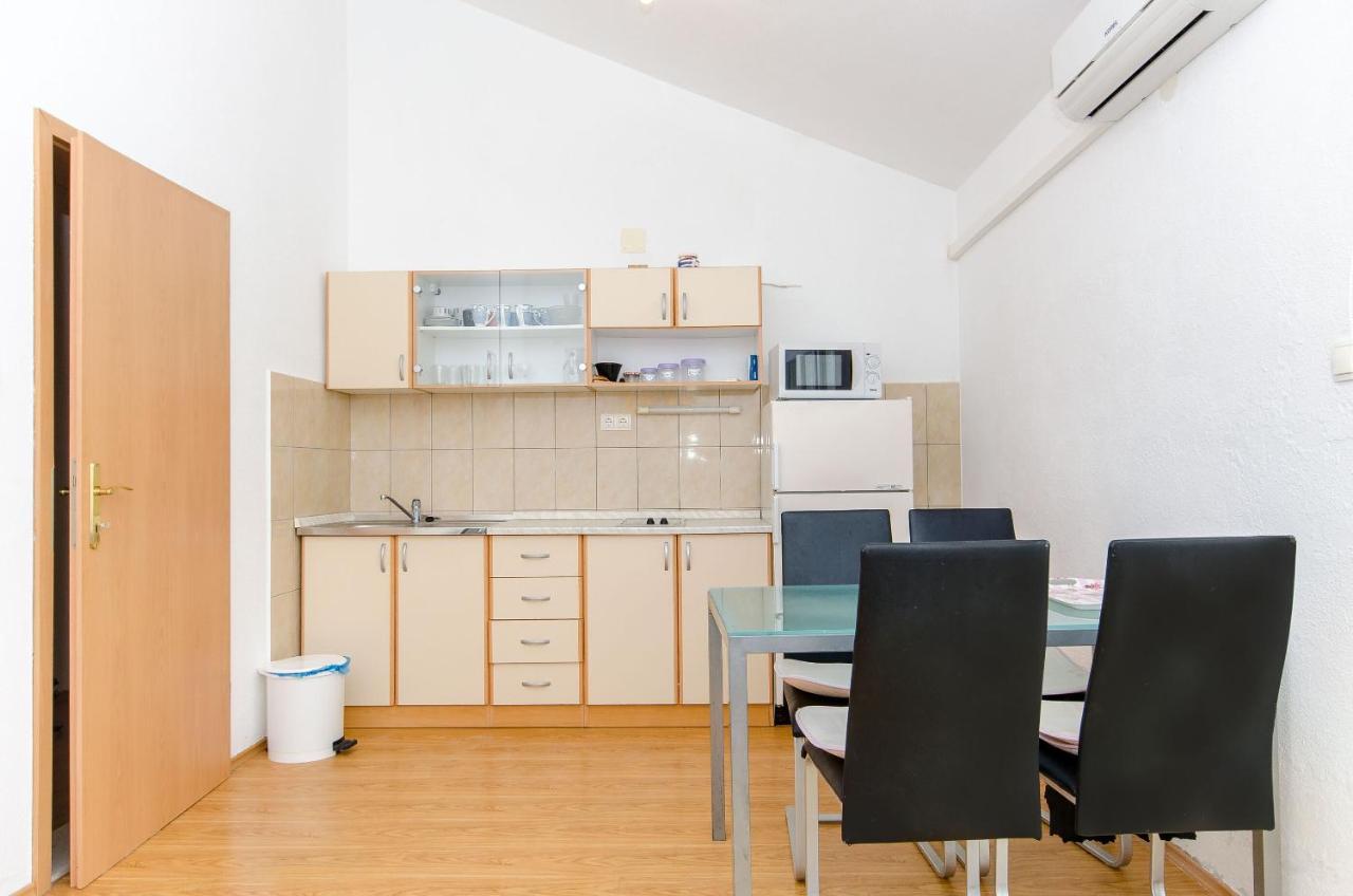 Ana Apartment