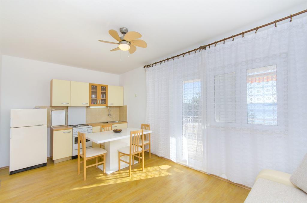 Ana Apartment *